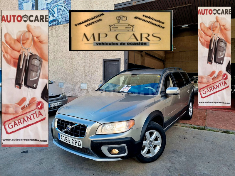 VOLVO XC70 D5 AWD Summum Auto