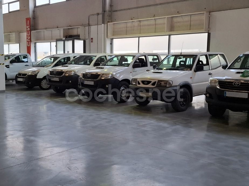 TOYOTA Hilux 2.5 D4D Doble Cabina GX 4x4