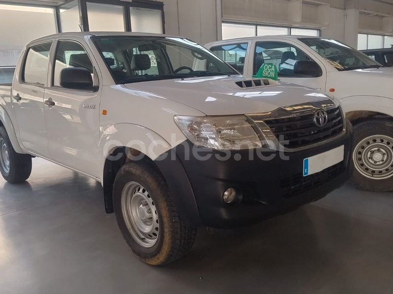 TOYOTA Hilux 2.5 D4D Doble Cabina GX 4x4