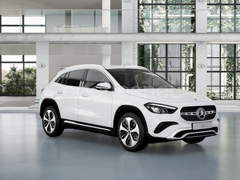 MERCEDES-BENZ GLA GLA 200 D