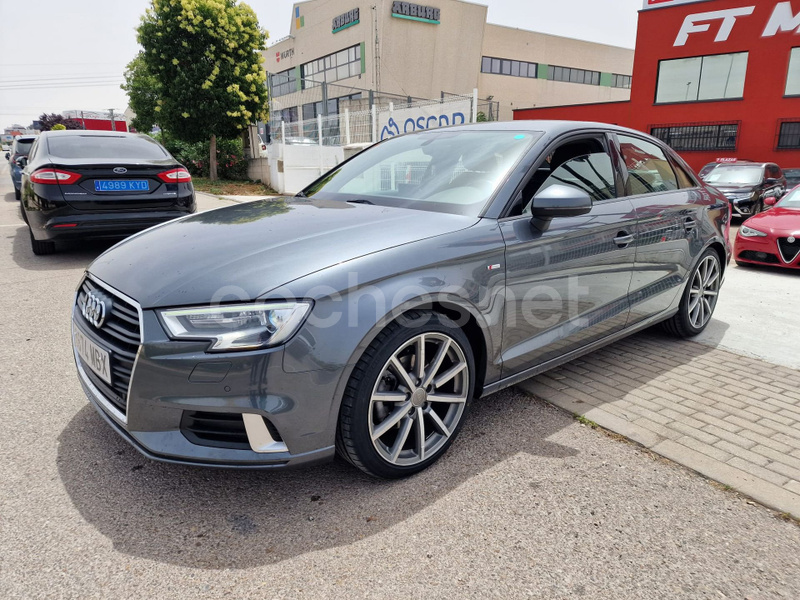 AUDI A3 S line edition 2.0 TDI S tronic Sedan