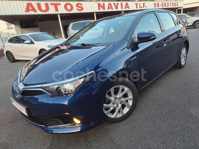 TOYOTA Auris 1.8 140H Hybrid Active