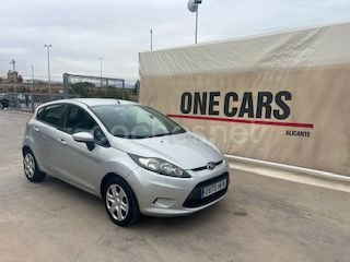 FORD Fiesta 1.25 Titanium