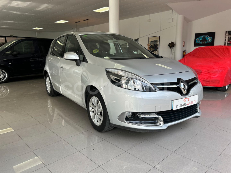 RENAULT Scénic Dynamique dCi 110 EDC