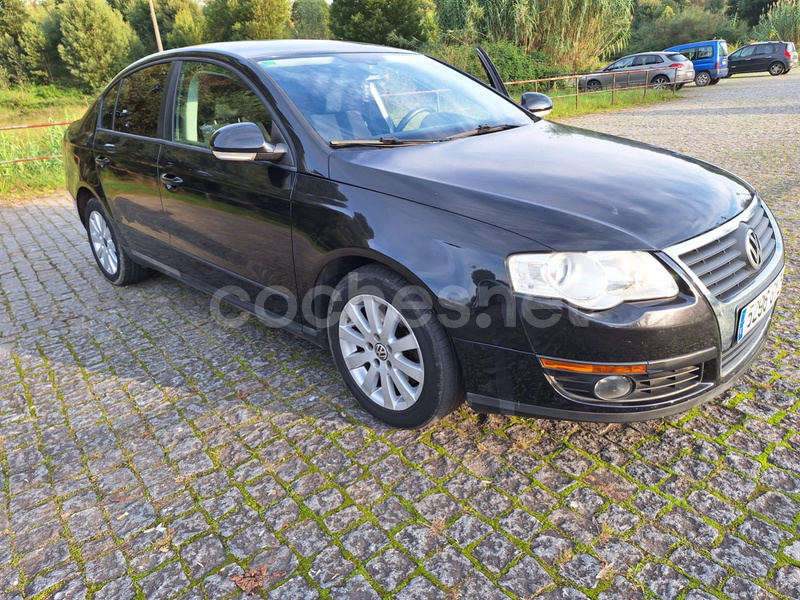 VOLKSWAGEN Passat 2.0 TDI 140 Advance Plus BlueMotion Tech