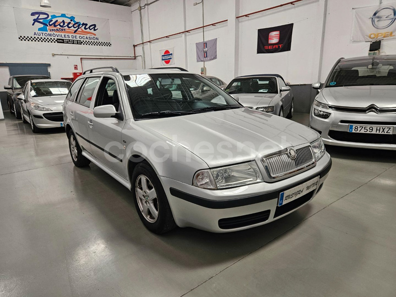 SKODA Octavia 1.9 TDi Ambiente Combi