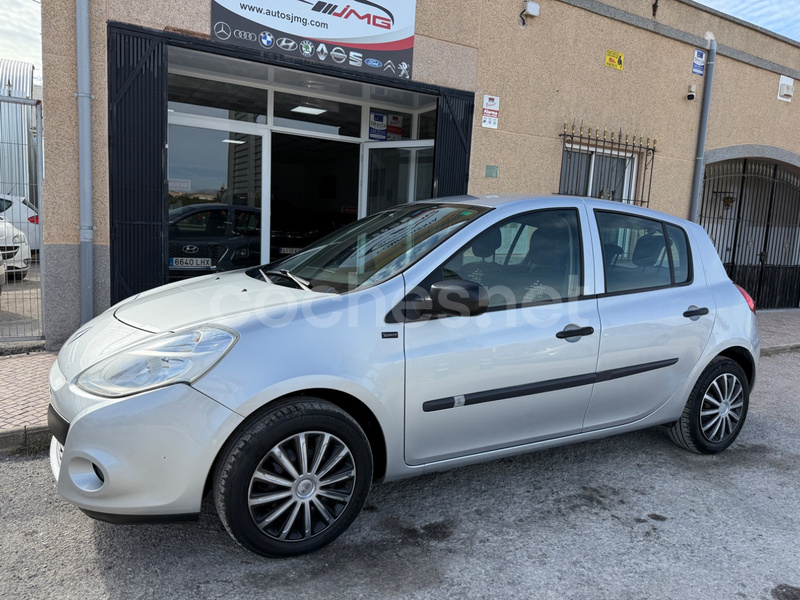 RENAULT Clio Yahoo dCi 75 eco2