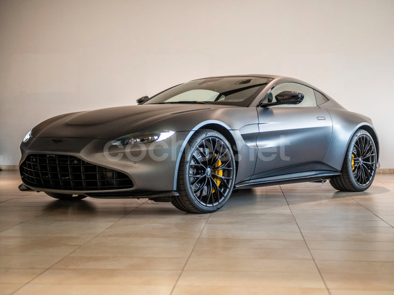 ASTON MARTIN Vantage 4.0 V8