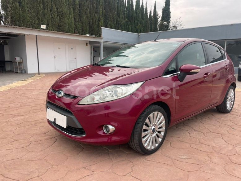 FORD Fiesta 1.4 Titanium