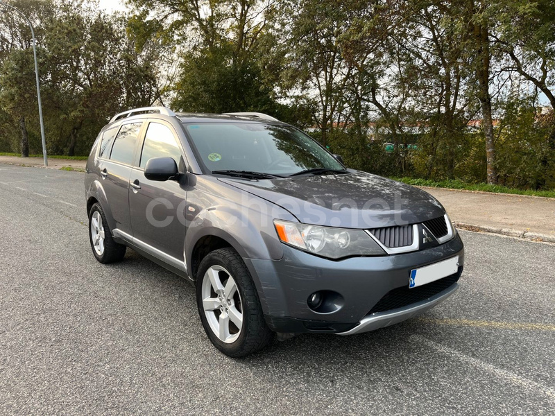 MITSUBISHI Outlander 2.0 DID Intense Plus