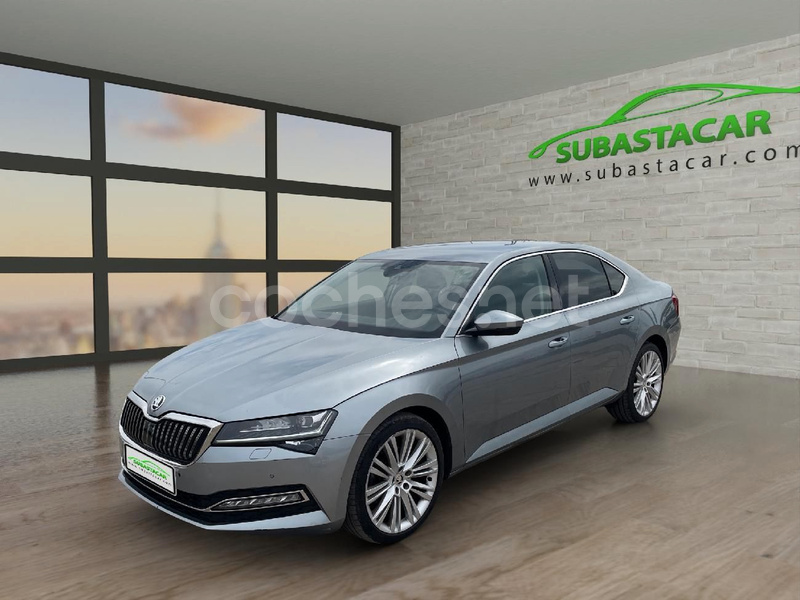 SKODA Superb 2.0 TDI DSG Style