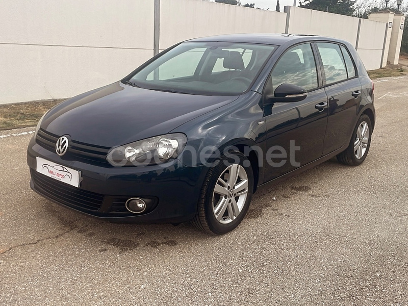 VOLKSWAGEN Golf 1.6 TDI DPF Sport