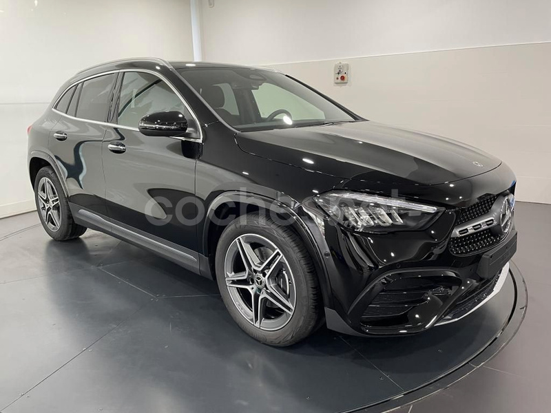 MERCEDES-BENZ GLA GLA 200 D