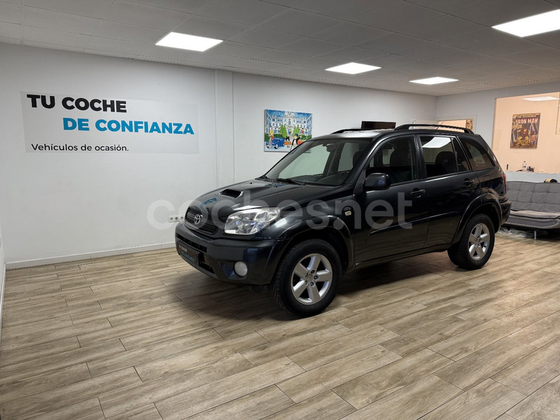 TOYOTA Rav4 2.0 D4D Executive 4X4