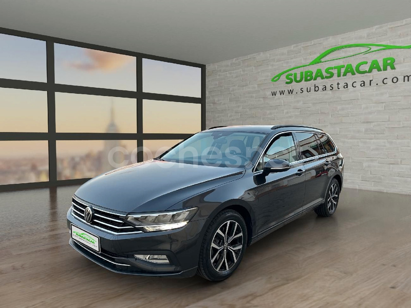 VOLKSWAGEN Passat Variant Executive 2.0 TDI