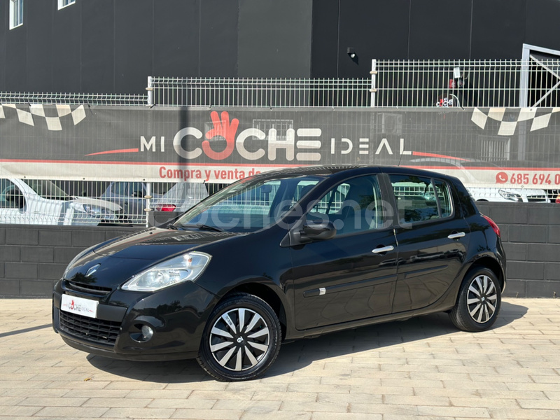 RENAULT Clio Business 1.2 16v 75