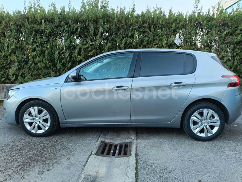 PEUGEOT 308 Style 1.6 BlueHDi 100