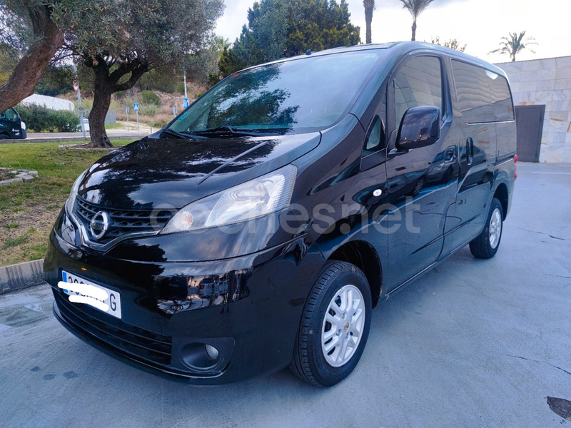 NISSAN EVALIA 1.6G P Premium 5