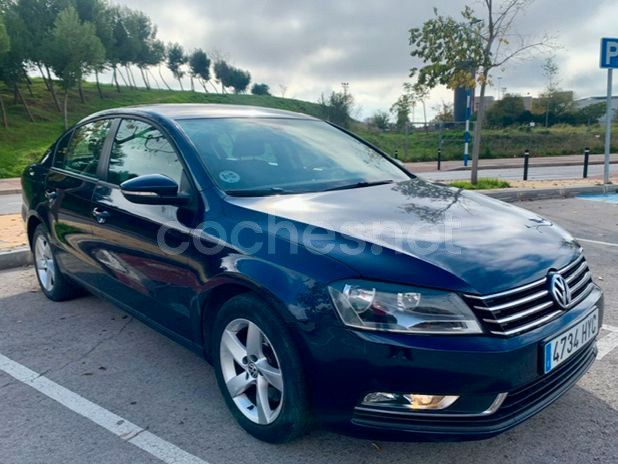 VOLKSWAGEN Passat 1.6 TDI Business Bluemotion