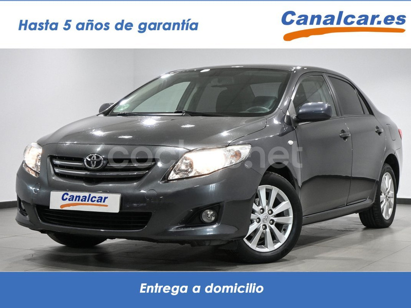 TOYOTA Corolla Sedán 1.6 VVTi Dual Sol