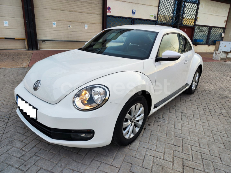 VOLKSWAGEN Beetle 1.6 TDI Design