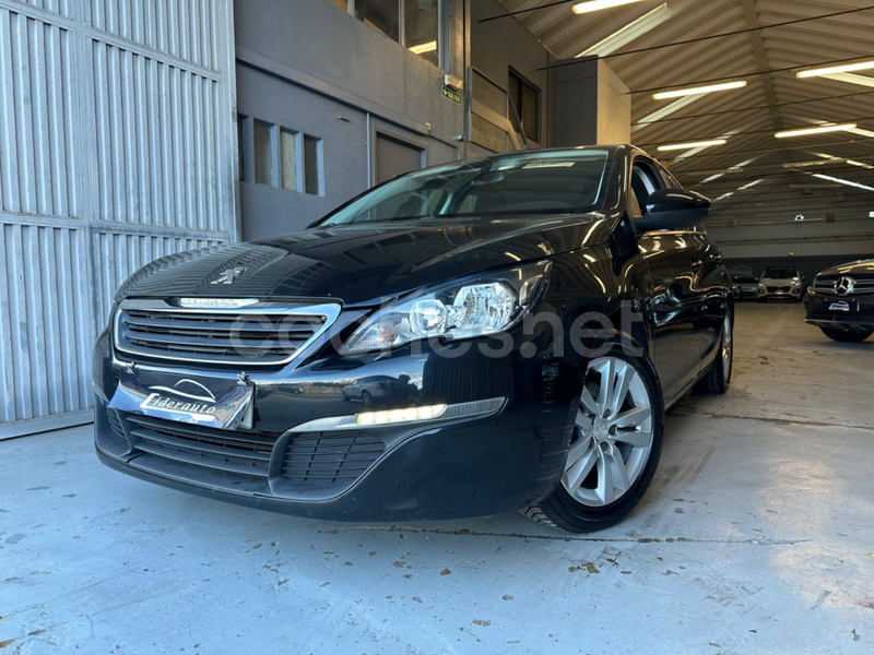 PEUGEOT 308 Active 1.2 PureTech 130 SS