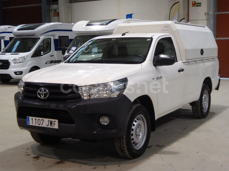 TOYOTA Hilux 2.4 D4D Cabina Sencilla GX