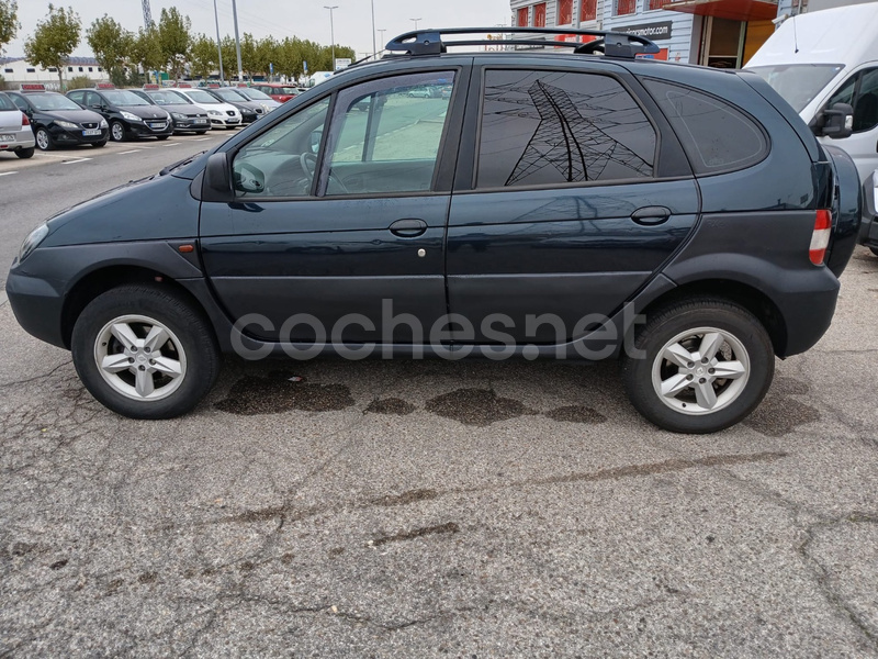 RENAULT Mégane SCENIC RX4 PRIVILEGE 2.0 16V