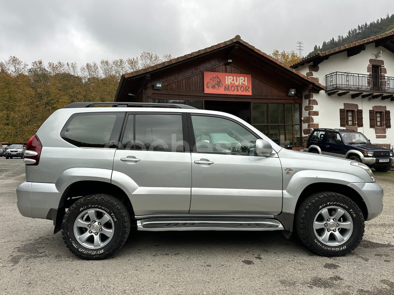 TOYOTA Land Cruiser 3.0 D4D VX