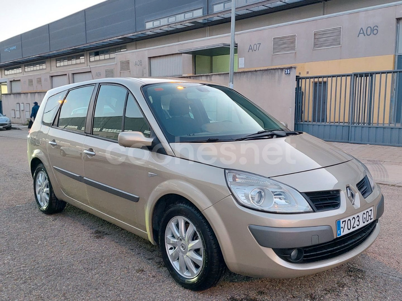 RENAULT Grand Scénic Dynamique 7 plazas 1.9dCi EU4