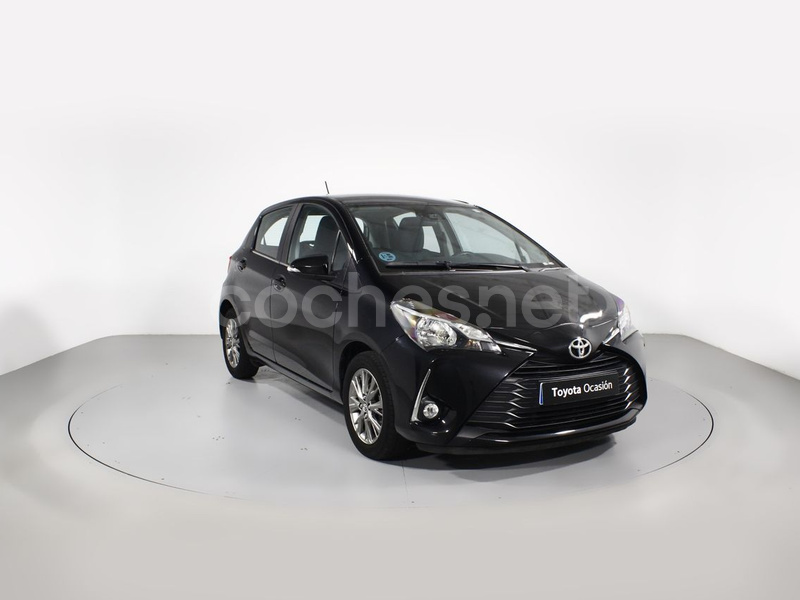 TOYOTA Yaris 1.0 70 Business