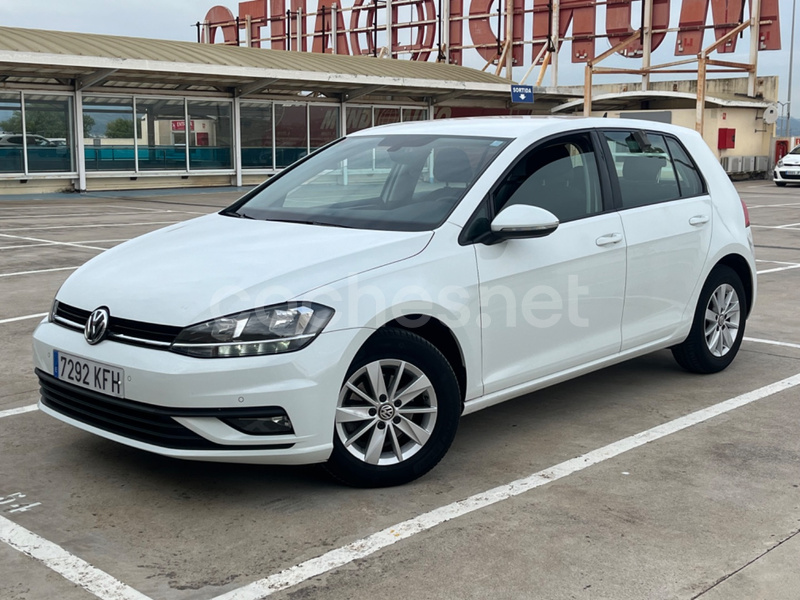 VOLKSWAGEN Golf Advance 1.0 TSI