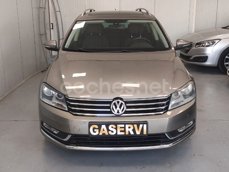 VOLKSWAGEN Passat Variant 2.0 TDI 140 DSG Exclusive BMT