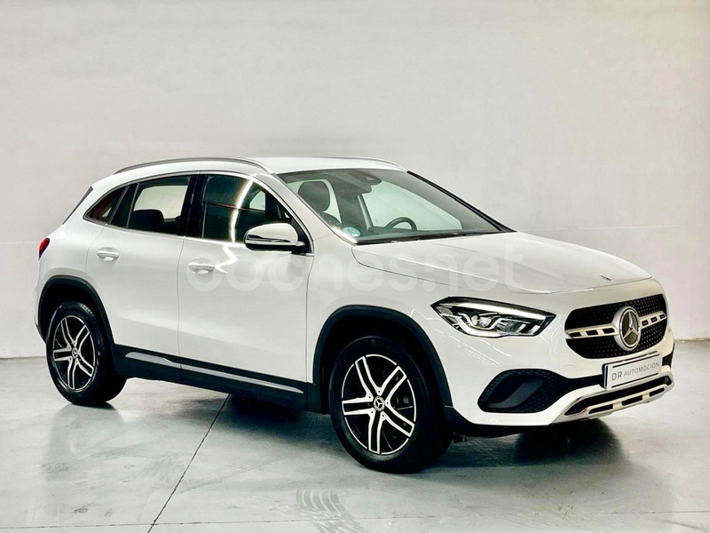 MERCEDES-BENZ GLA GLA 200 D