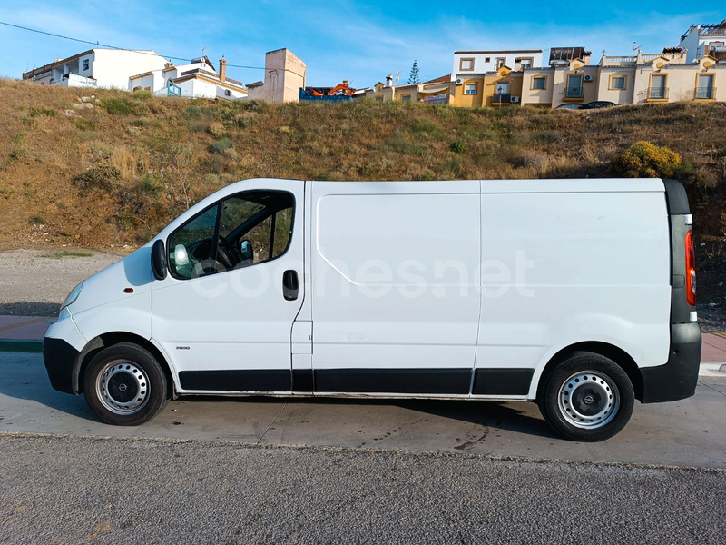 OPEL Vivaro 2.0 CDTI 114 CV L2 2.9t Combi6