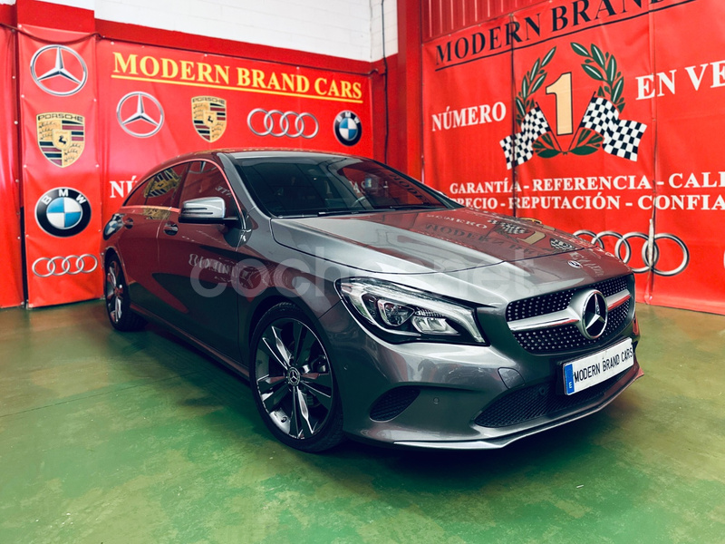 MERCEDES-BENZ Clase CLA CLA 200 d Shooting Brake