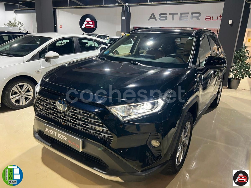 TOYOTA Rav4 2.5l 220H Luxury 4WD