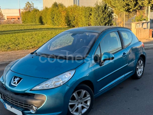 PEUGEOT 207 1.6 HDI XLine