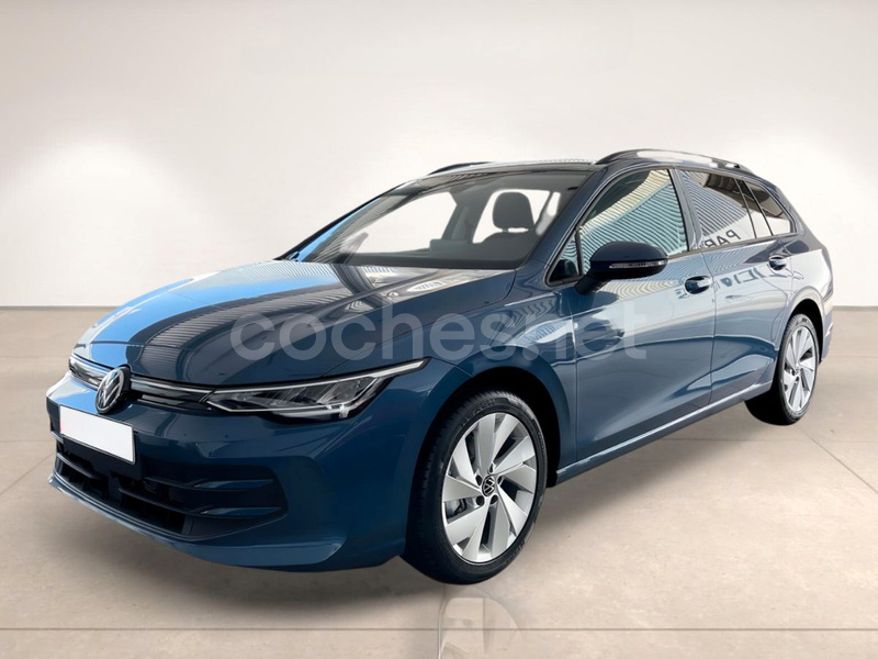 VOLKSWAGEN Golf Life 1.5 eTSI DSG Variant