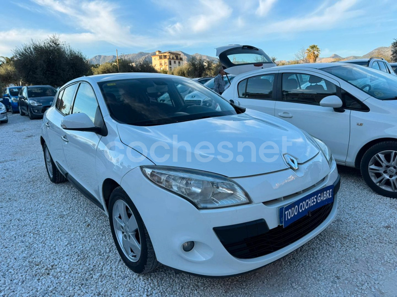 RENAULT Mégane Dynamique 1.6 16v