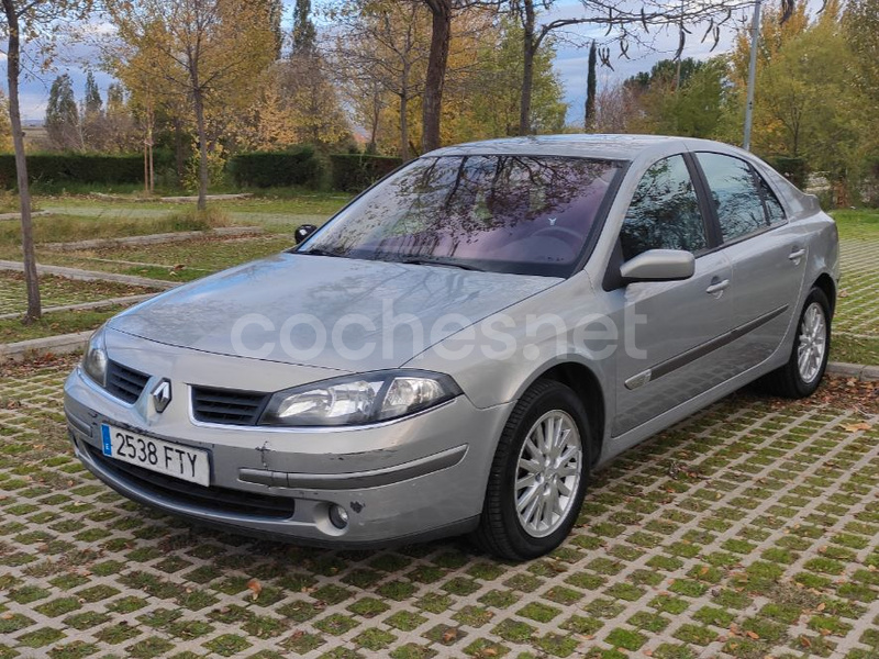 RENAULT Laguna Authentique 1.9dCi E4