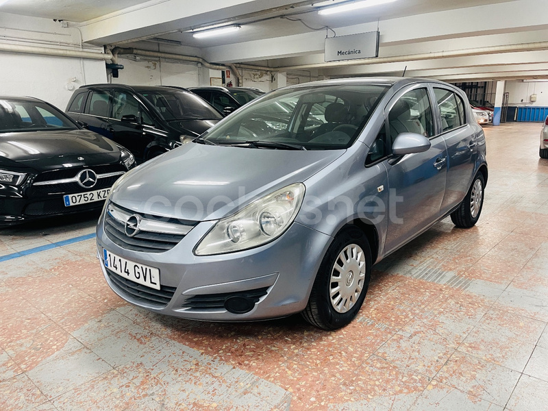 OPEL Corsa 1.2 Essentia