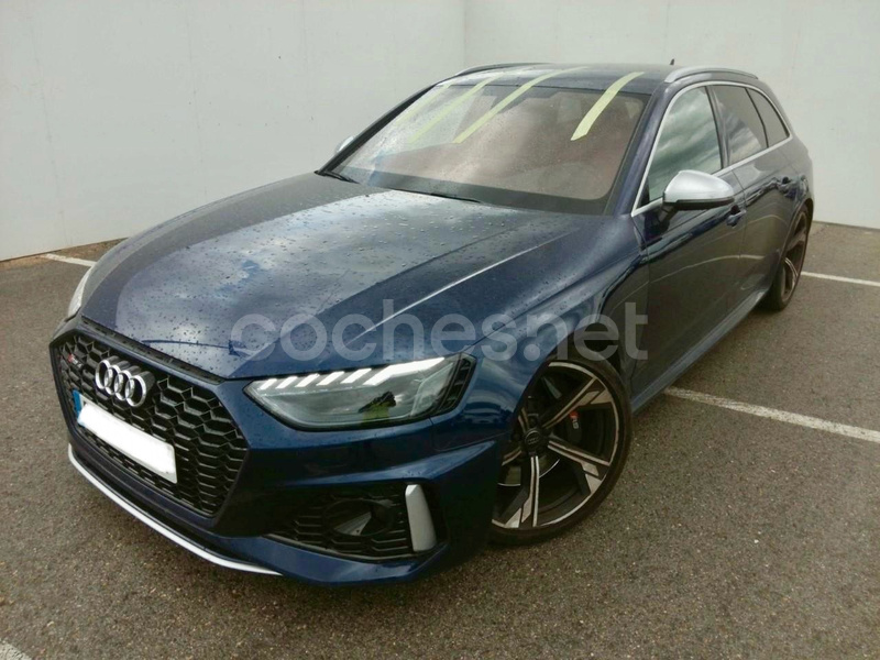 AUDI A4 RS4 Avant TFSI quattro tiptronic