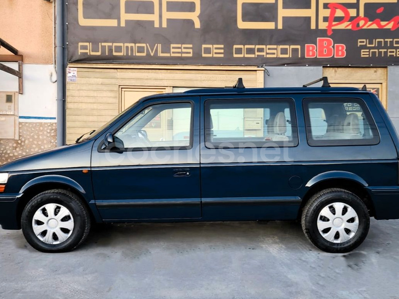 CHRYSLER Voyager LE 2.5TD