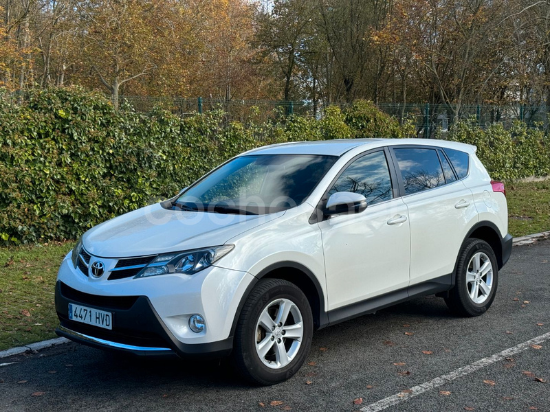 TOYOTA Rav4 120D 4X2 Advance