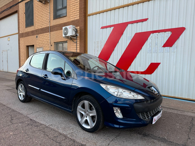 PEUGEOT 308 Premium 2.0 HDI 136 FAP