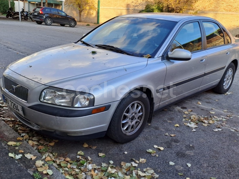 VOLVO S80 2.4