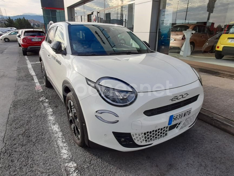 FIAT 600 600 MHEV La prima 1.2 DDCT