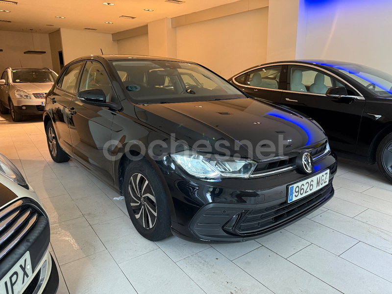 VOLKSWAGEN Polo Life 1.0 TSI