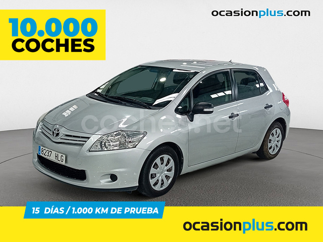 TOYOTA Auris 1.4 D4D DPF Live Eco